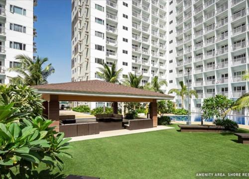 NJ's Place, Shore 1 Residences, MOA Complex, Pasay City, Philippines, Манила