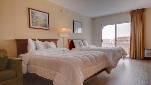 Guestroom, Ocean 1 Hotel & Suites Ocean City in Ocean City (MD)