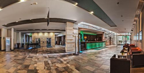 375937822 Holiday Inn Resort Warsaw Józefów by IHG