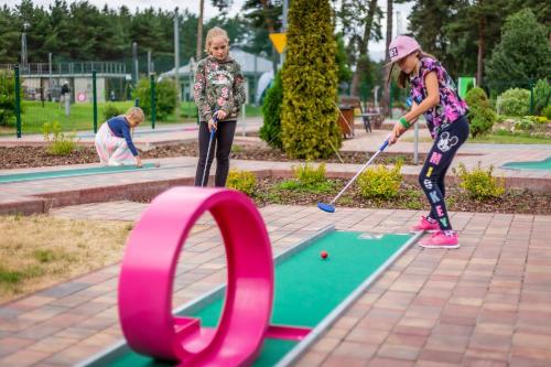 375937856 Holiday Inn Resort Warsaw Józefów by IHG
