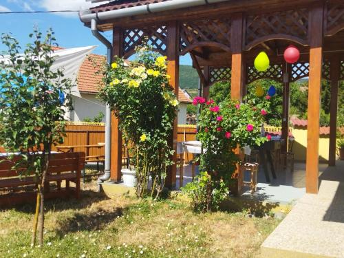 Garden, Eden Vendeghaz in Kisnána