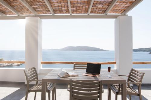 Vassiliki Residence Skyros Island