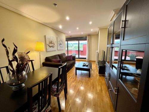  Oviedo con vistas in Oviedo