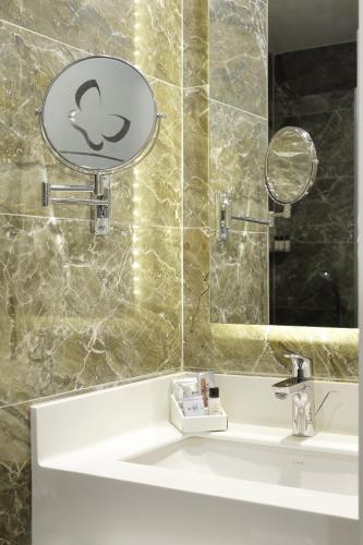 Mia Berre Hotels Room Type - Twin Room with Bathroom