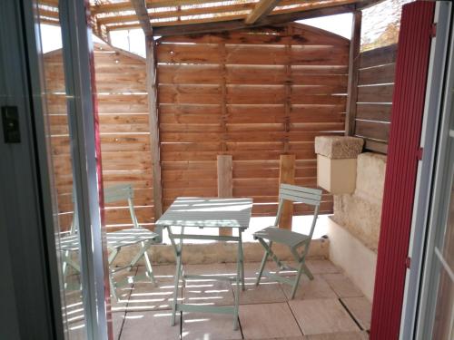 Jolie maison de ville avec terrasse ombragée