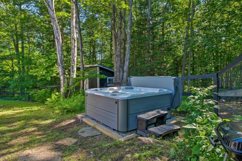 Stylish Mtn Home Near Ski Golf and Manchester! - image 2