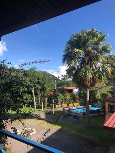 La Lune Topaz in โบกูเอเต