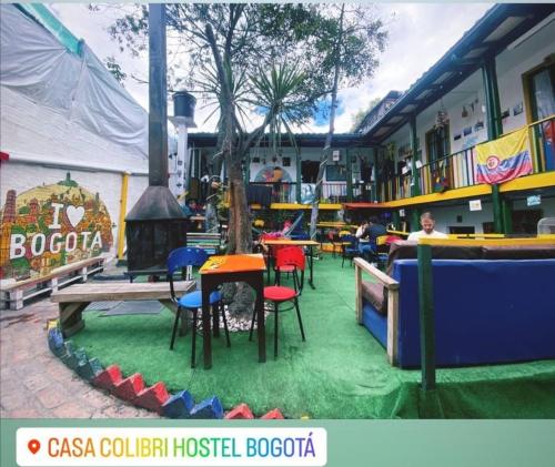 Hostal Gastro Bar Casa Colibrí