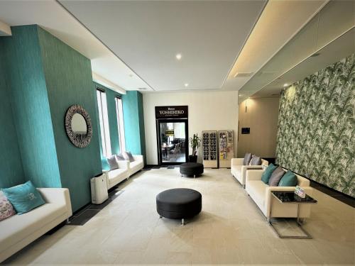 ロビー, グリーンリッチホテル＆カプセル那覇 人工温泉・二股湯の華 (Green Rich Hotel & Capsule Naha Artificial hot spring Futamata Yunohana) in 沖縄本島