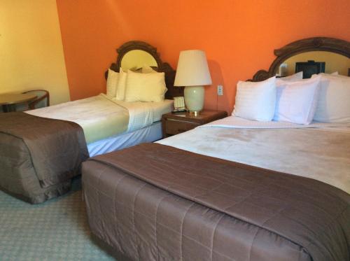 Los Padres Inn