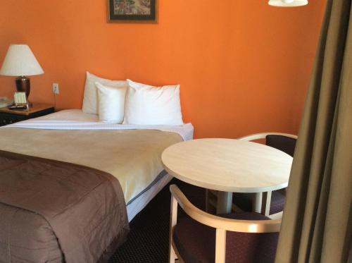 Los Padres Inn