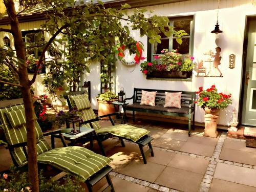 Exterior view, Gastehaus HH- Winterhude in Winterhude