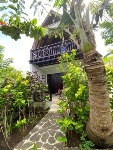 Exterior view, Kov Ceningan in Nusa Ceningan