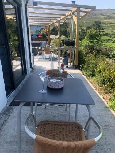 Entire Cottage The Nest, Omeath near Carlingford in Ballymascanlan