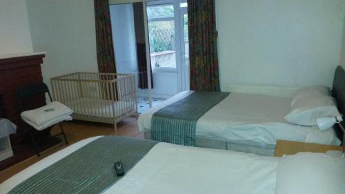 Cedars House Hotel - image 3