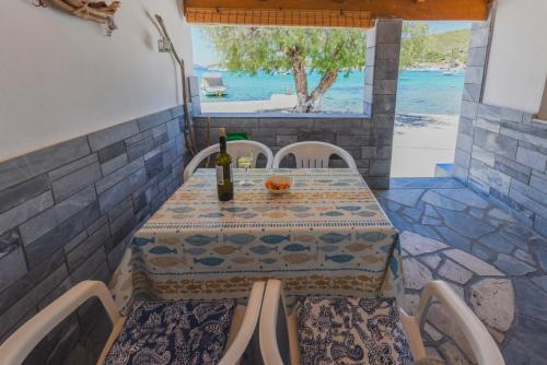 Merabello Beach House in Posidonio