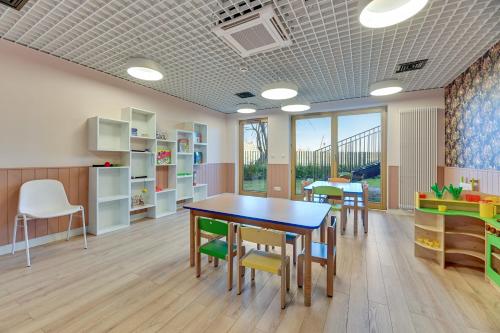 Nadmotławie Riverside - Gym & Free Parking by Downtown Apartments 5