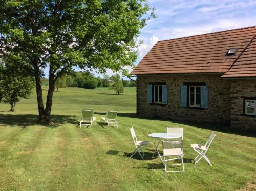 Exterior view, Les Landes in Lubersac