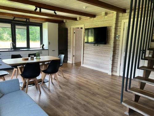 設施, Rubikių Meldynas Anykščiai (Rubikiu Meldynas Anyksciai) in 魯比基埃