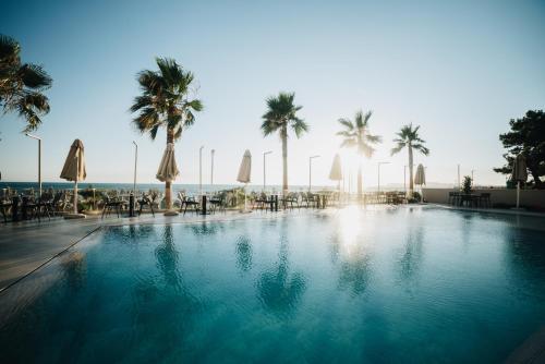 4* AMR Hotel - Durres Pool