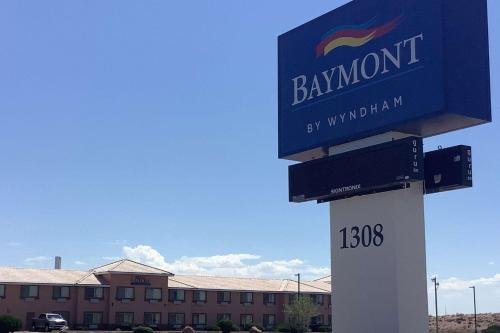 外部景觀, 溫德姆貝蒙特套房酒店 (Baymont Inn & Suites by Wyndham) in 霍爾布魯克 (AZ)