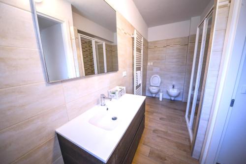 1Dest - Easy Modern, Arco (photo 10)