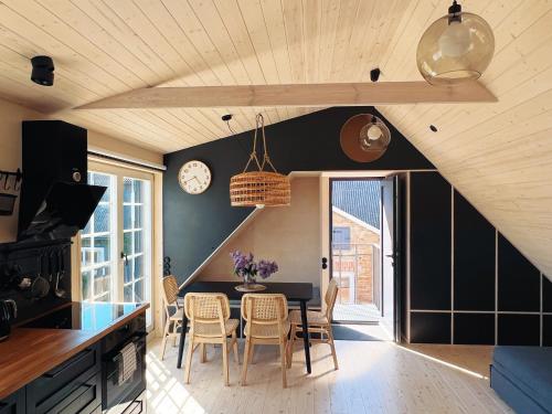 Pavilostas Sifermaja in Pavilosta