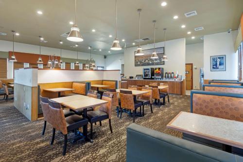 Best Western King Salmon Inn - image 12