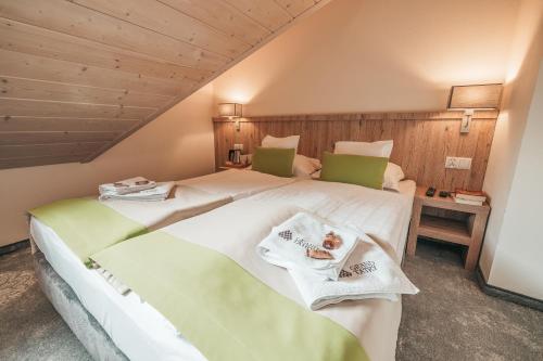 1 double bed