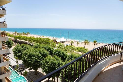 Double Room with Balcony and Sea View