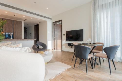 Desert Living Luxury Condo - Jumeirah Living Marina Gate, Dubai (foto 10)