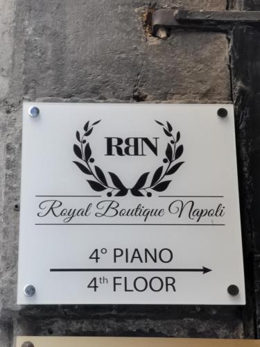 Royal Boutique Napoli, Naples (photo 7)