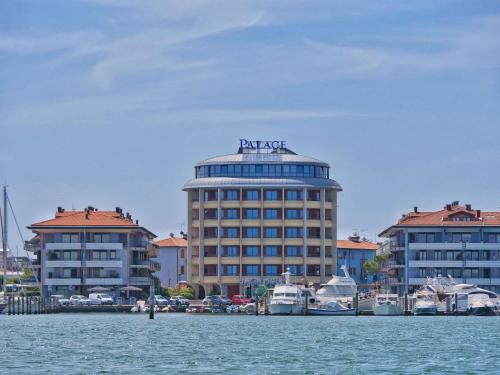 Laguna Palace Hotel