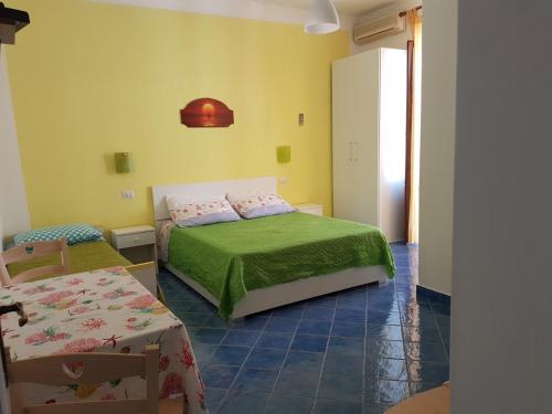  Lipari Centro Storico Flat 7 min from port, Ferienwohnung in Lipari