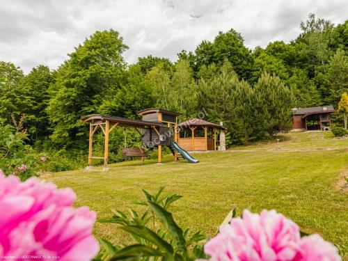 Spēļu laukums, Zielone Wzgórze (Zielone Wzgorze) in Nowica