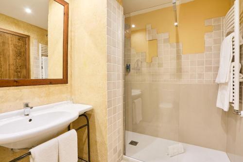 Hotel Sercotel Villa de Laguardia - image 13