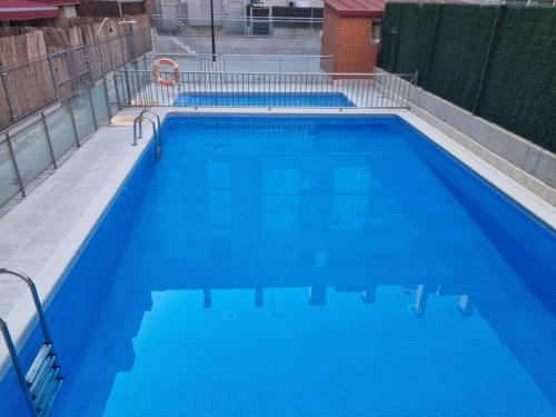  LOS OLIVOS con piscina a 5km de Logroño in Logroño