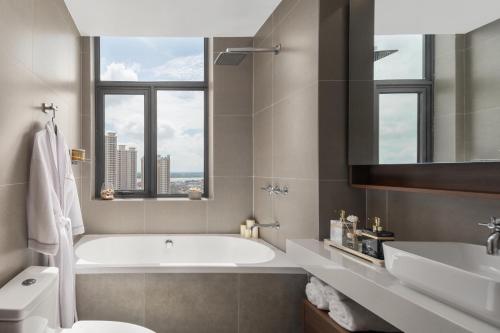3 bedrooms, 3 beds