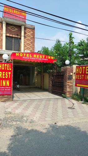 Hotel Rest INN, Lahore