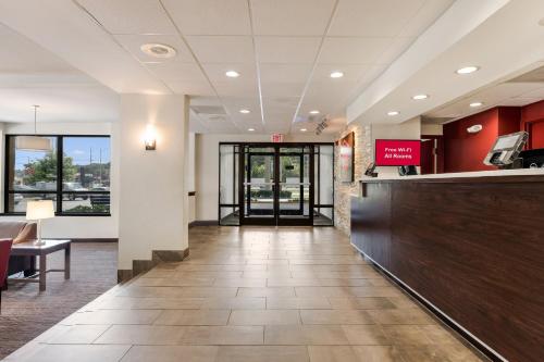 Red Roof Inn Birmingham South - image 7