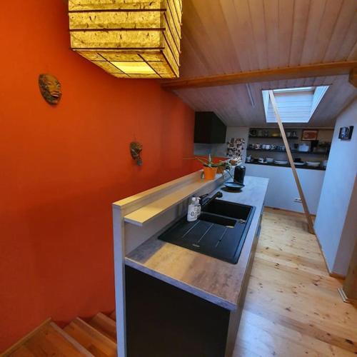 Studio apartment and FREE airport transfer, Ryga (zdjęcie 10)