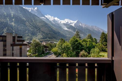Double or Twin Room with Mont Blanc View
