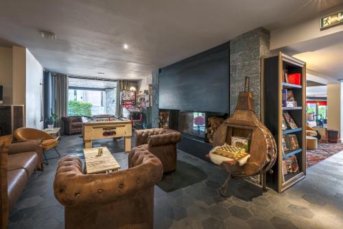 Chalet Hôtel Le Prieuré - image 13