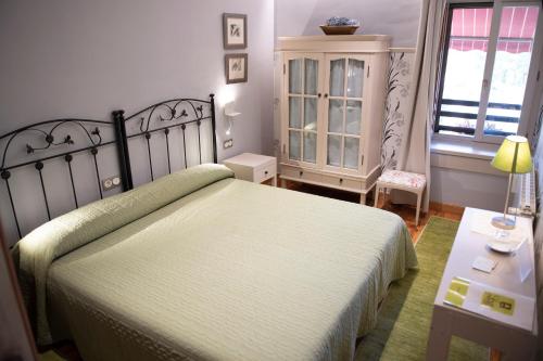  Hostal Rural Txapi Txuri Logis Hotels in Murillo el Fruto