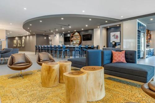 設施, 坎布里亞酒店納什維爾機場 (Cambria Hotel Nashville Airport) in 機場區