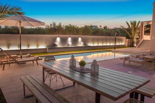 Ar & Al Luxury Villa, Galatás (Foto 3)