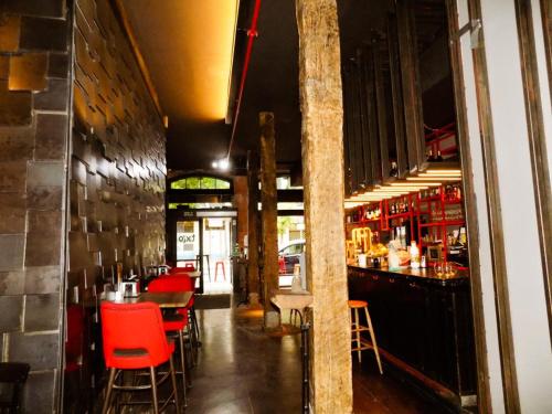 Poshtel Bilbao - Premium Hostel - image 5