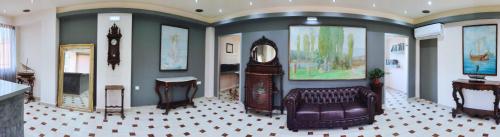 Penelope Apartments - image 3
