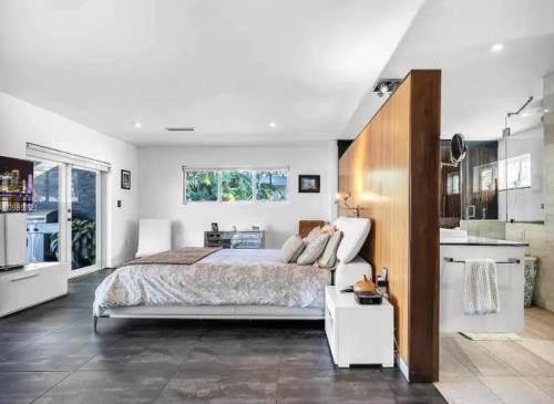 Two-Bedroom Apartment image 7