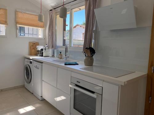 La Petite Caserne - Gite 4 étoiles - (La Petite Caserne - Gite 4 etoiles -) in Pont-de-Labeaume